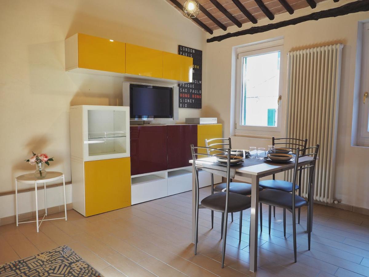 Vallerozzi House By Francigenaapartments Siena Exterior foto